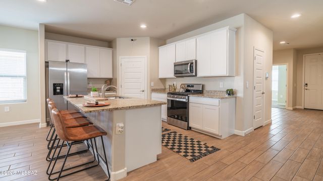 8852 W Baja Fairy Drive, Marana, AZ 85653