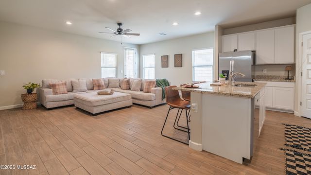 8852 W Baja Fairy Drive, Marana, AZ 85653