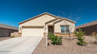 8852 W Baja Fairy Drive, Marana, AZ 85653