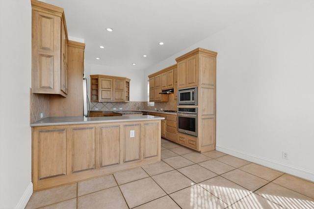 5904 Purple Aster Lane NE, Albuquerque, NM 87111
