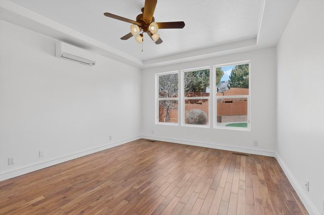 5904 Purple Aster Lane NE, Albuquerque, NM 87111