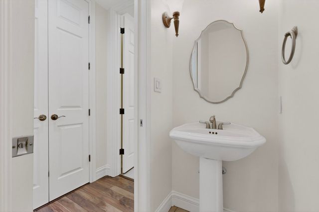 5904 Purple Aster Lane NE, Albuquerque, NM 87111