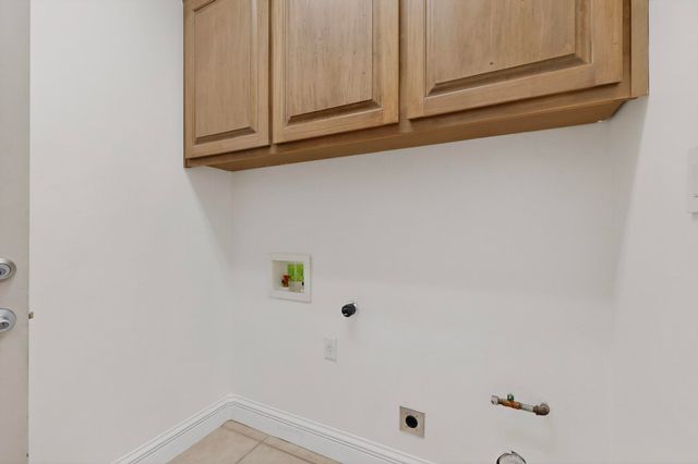 5904 Purple Aster Lane NE, Albuquerque, NM 87111