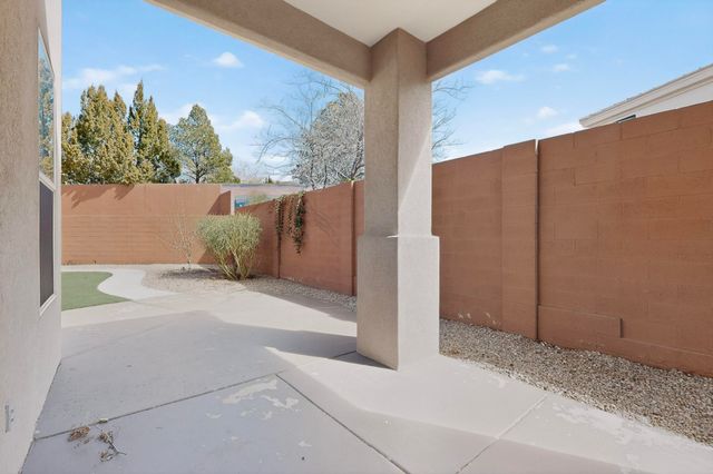 5904 Purple Aster Lane NE, Albuquerque, NM 87111