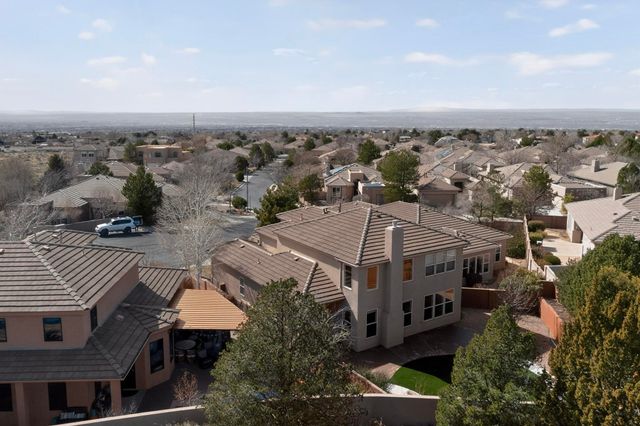 5904 Purple Aster Lane NE, Albuquerque, NM 87111