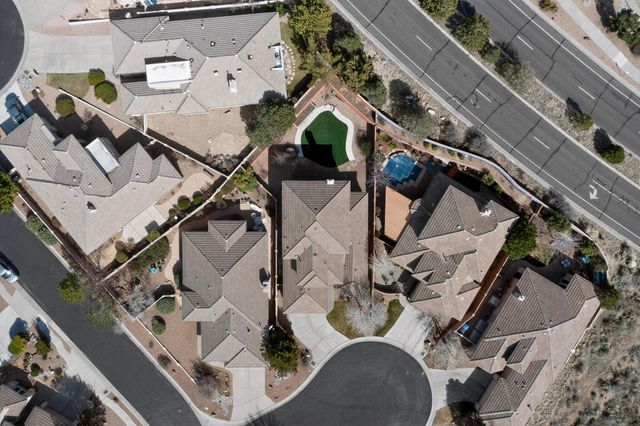 5904 Purple Aster Lane NE, Albuquerque, NM 87111