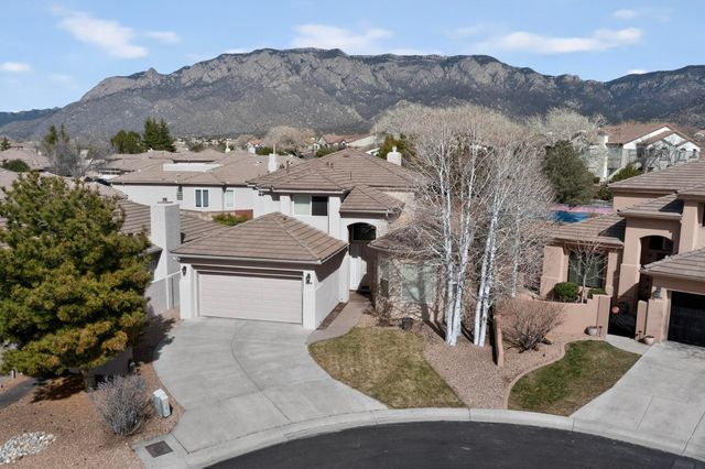 5904 Purple Aster Lane NE, Albuquerque, NM 87111