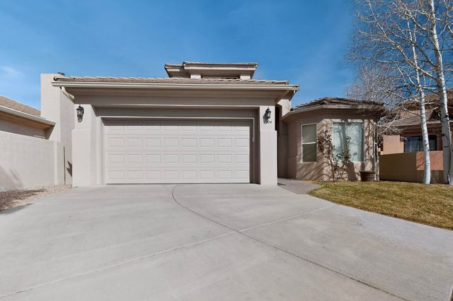 5904 Purple Aster Lane NE, Albuquerque, NM 87111