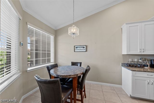 9366 Pocida CT 202, Naples, FL 34119