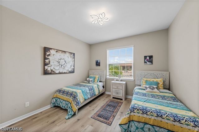 9366 Pocida CT 202, Naples, FL 34119