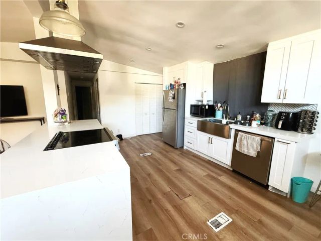 24425 Woolsey Canyon RD spc 96, West Hills, CA 91304