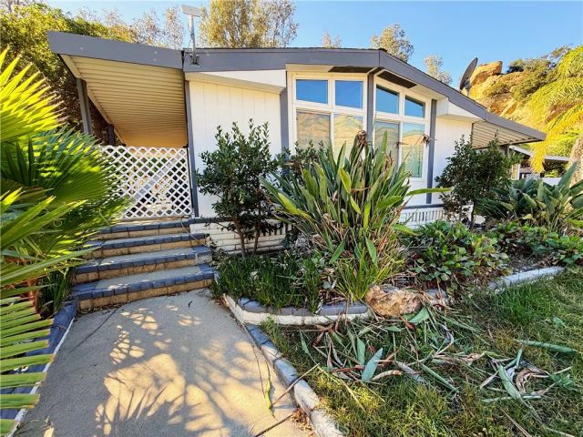 24425 Woolsey Canyon RD spc 96, West Hills, CA 91304