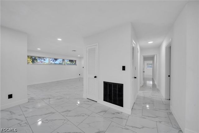 139 E Lake DR, Lehigh Acres, FL 33936