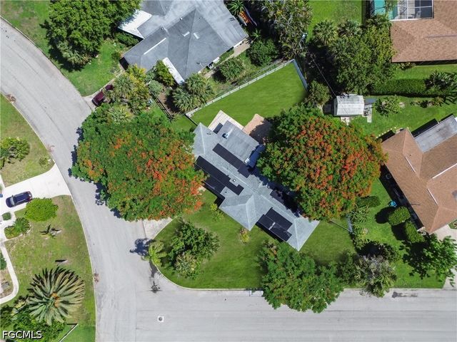 139 E Lake DR, Lehigh Acres, FL 33936