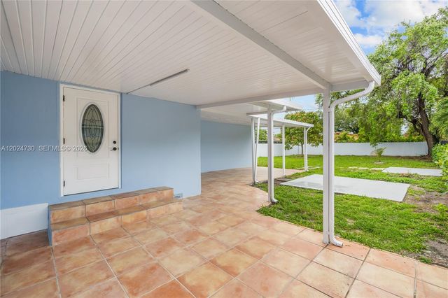 2520 NW 108th St, Miami, FL 33167
