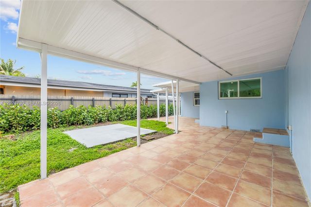 2520 NW 108th St, Miami, FL 33167