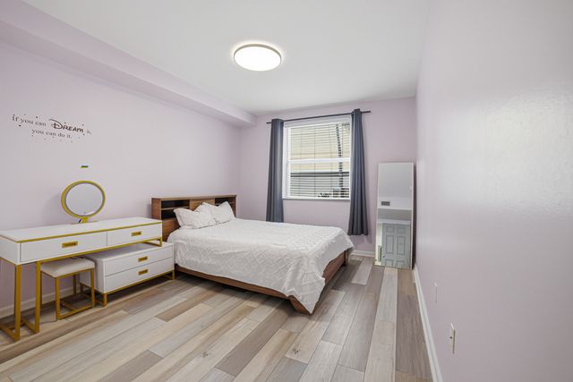 17100 N Bay Road Unit 1214, Sunny Isles Beach, FL 33160