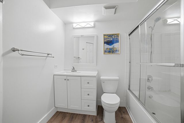 17100 N Bay Road Unit 1214, Sunny Isles Beach, FL 33160