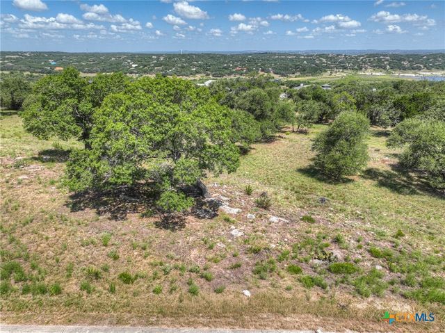 1613 Bella Vista, Canyon Lake, TX 78133