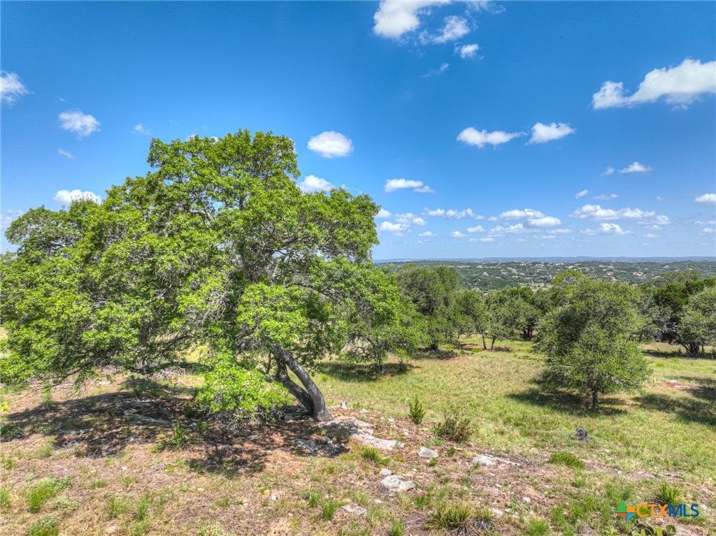 1613 Bella Vista, Canyon Lake, TX 78133