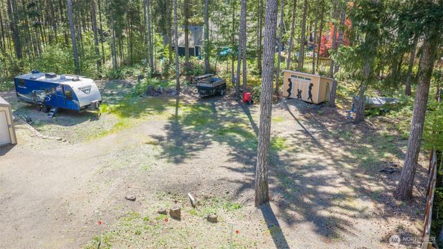 51 N Tebo Place, Hoodsport, WA 98548