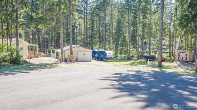 51 N Tebo Place, Hoodsport, WA 98548