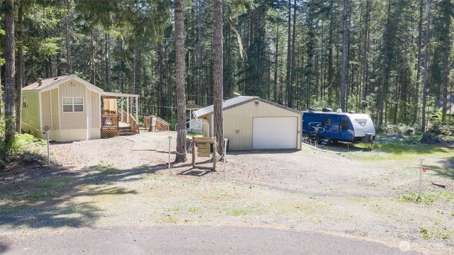 51 N Tebo Place, Hoodsport, WA 98548