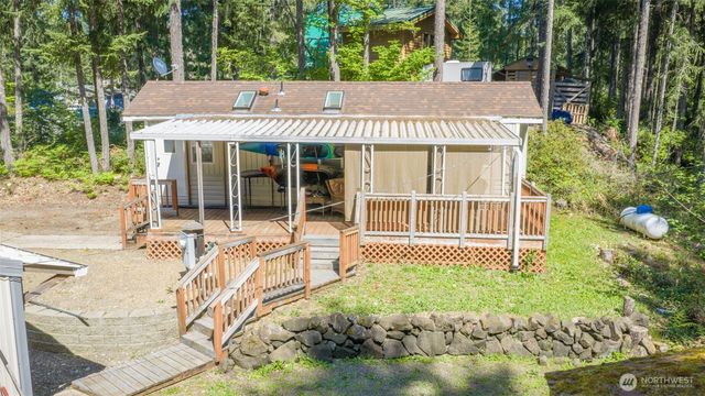 51 N Tebo Place, Hoodsport, WA 98548