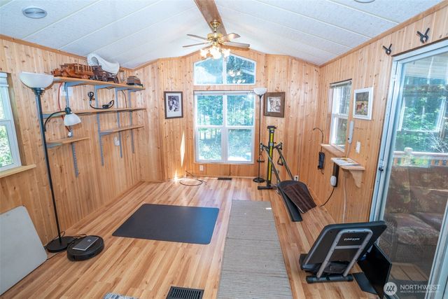 51 N Tebo Place, Hoodsport, WA 98548