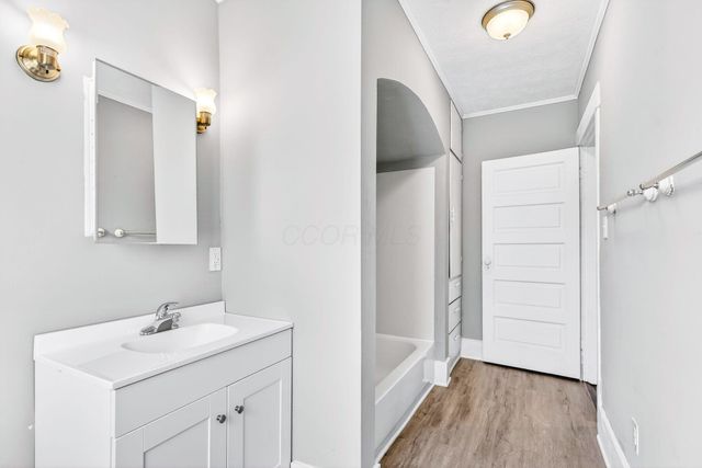 222 Park Street, Lancaster, OH 43130