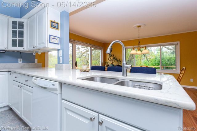9840 Currie Road, Salem Township, MI 48167
