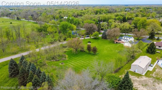9840 Currie Road, Salem Township, MI 48167