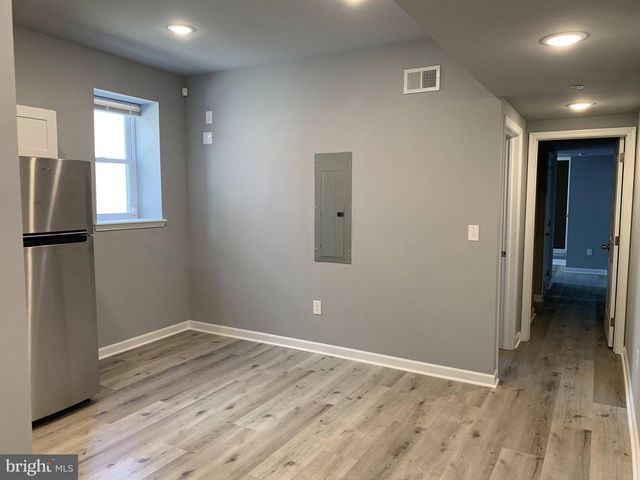 517 S 42ND ST, Philadelphia, PA 19104