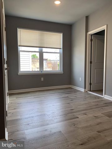 517 S 42ND ST, Philadelphia, PA 19104