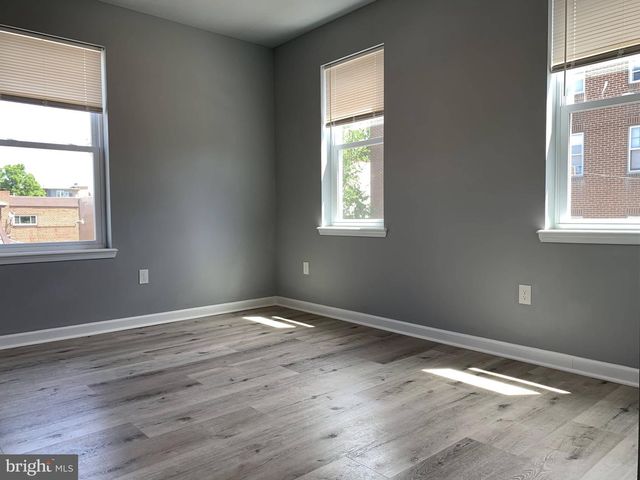 517 S 42ND ST, Philadelphia, PA 19104