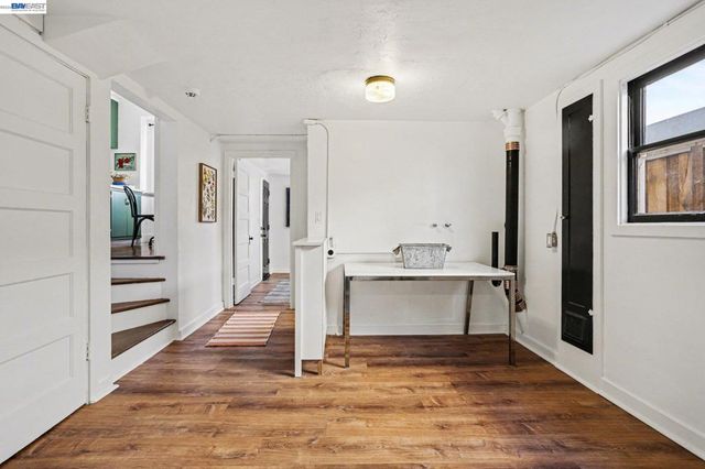 3024 Fernside Blvd, Alameda, CA 94501