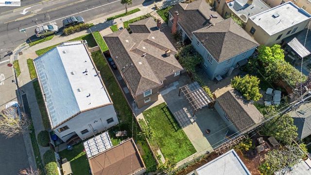 3024 Fernside Blvd, Alameda, CA 94501