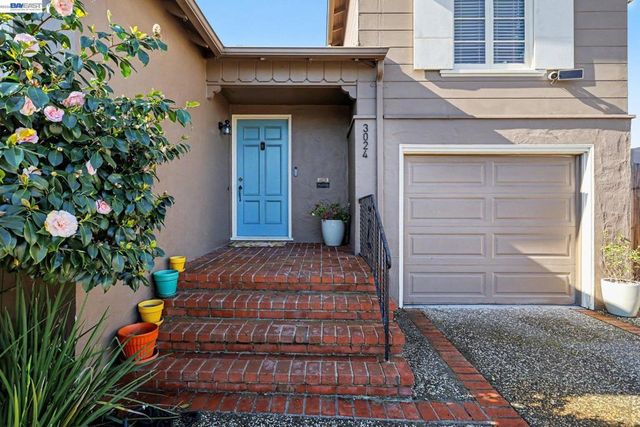 3024 Fernside Blvd, Alameda, CA 94501
