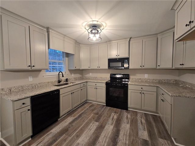 3101 Arrowhead Drive, Gainesville, GA 30506