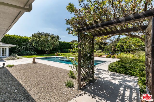 28925 Cliffside Drive, Malibu, CA 90265