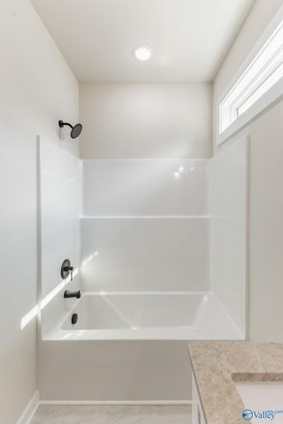 6413 Creighton Avenue NW, Huntsville, AL 35810