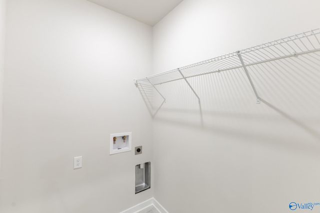 6413 Creighton Avenue NW, Huntsville, AL 35810