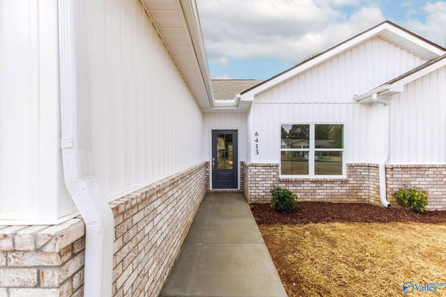 6413 Creighton Avenue NW, Huntsville, AL 35810