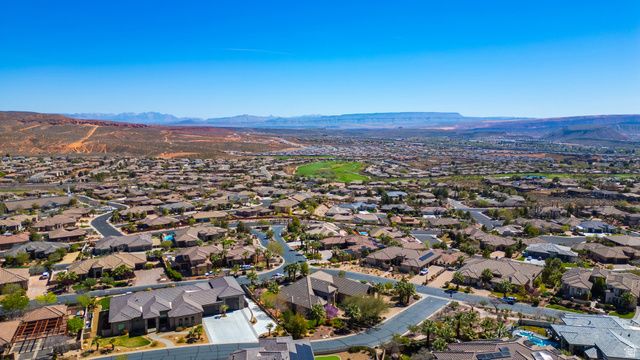 1466 N POTOMAC AVE, Washington, UT 84780