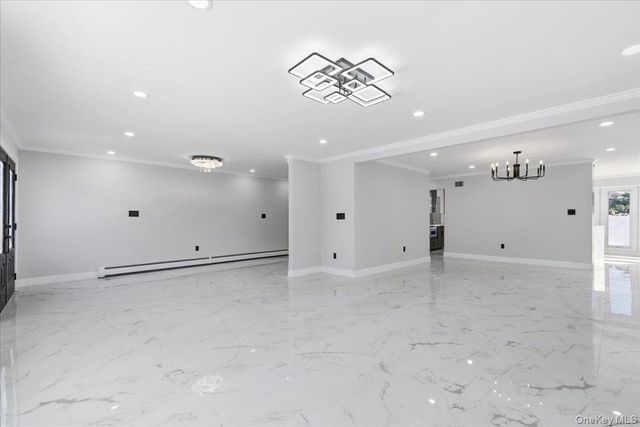 88 Mark Lane, Atlantic Beach, NY 11509