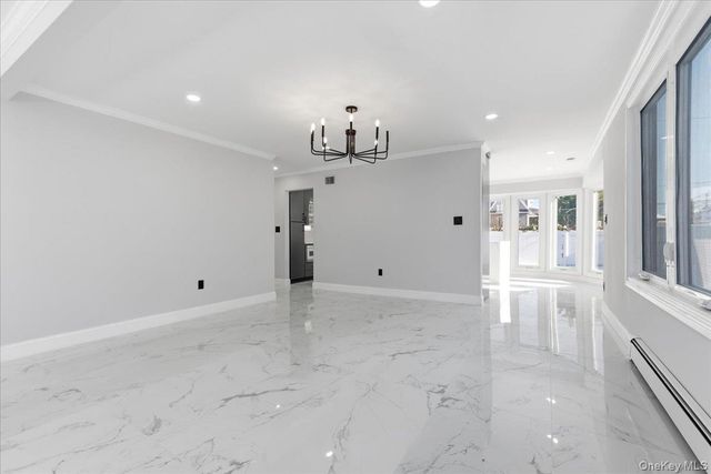 88 Mark Lane, Atlantic Beach, NY 11509