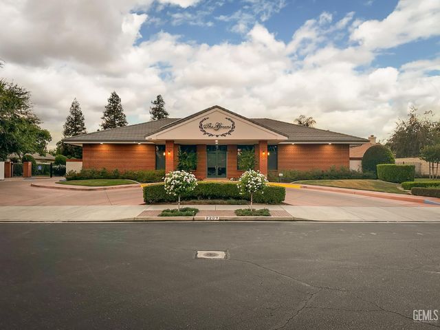 10014 Brigadoon Rose Street, Bakersfield, CA 93311