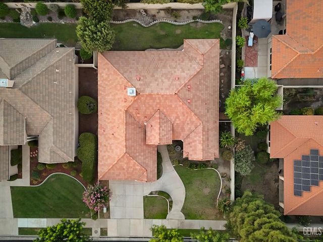 10014 Brigadoon Rose Street, Bakersfield, CA 93311