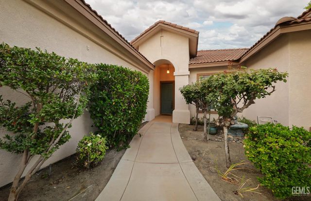 10014 Brigadoon Rose Street, Bakersfield, CA 93311