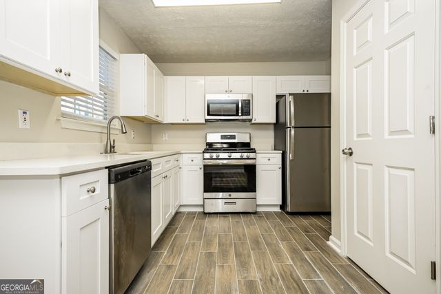 4103 Kingship Drive, Ellenwood, GA 30294